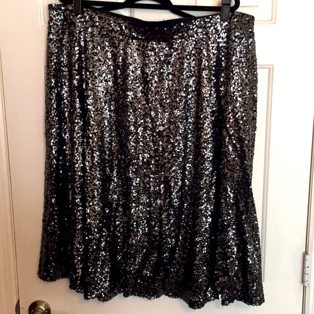 Sequins skirt